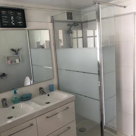 Holiday home Le Pigeonnier Maison De Caractere 4 Personnes La Maisonnette Renovee 2 Personnes Floirac (Lot)